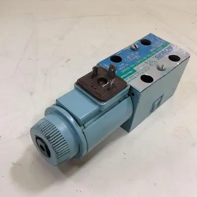 USED VICKERS DG4V-3S-2AL-M-U-HL7-60-EN490