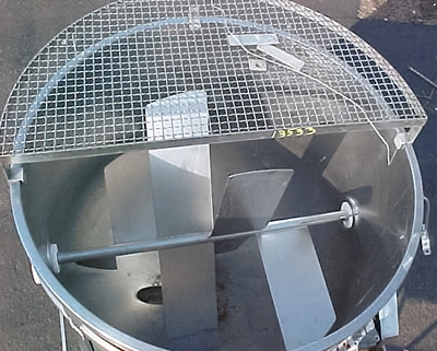 USED 200 GALLON AGITATED KETTLE 200 GALLON KETTLE
