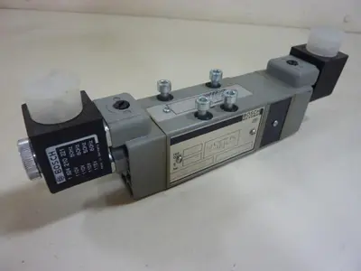 USED BOSCH 0 820 027 228