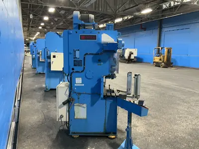 Used WASINO ENGINEERING PUX 25 Straight Side Presses Ohio US | HGR 24 #1326185