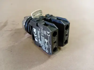 NEW EATON CUTLER-HAMMER E22XG1D