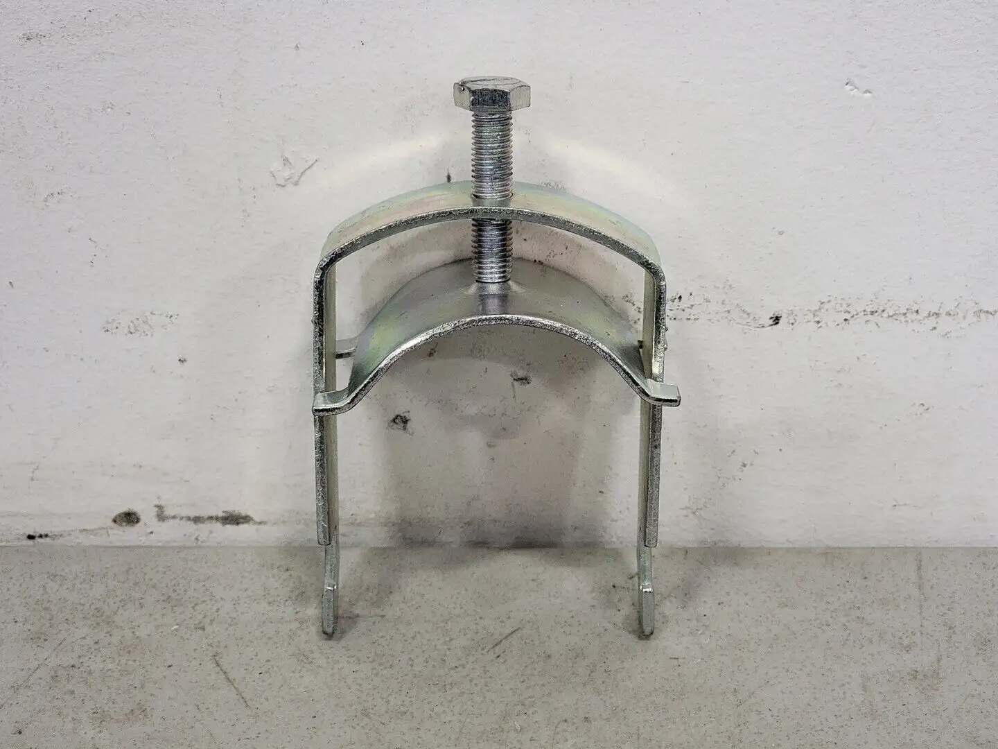 2" Pipe Clamp (Box of 24)