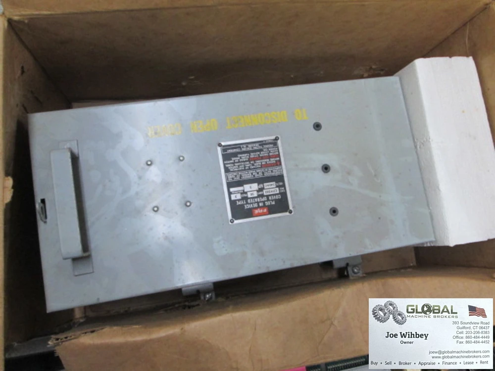 FPE Cat No.CFP332 240V 3 Hp 3 Pole Plug In Device Cover Type Bus Plug New