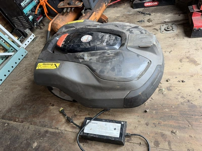 Used _UNKNOWN_ _UNKNOWN_ Robotic Lawn Mowers Minnesota US | Miedema Asset Management Group #1444263