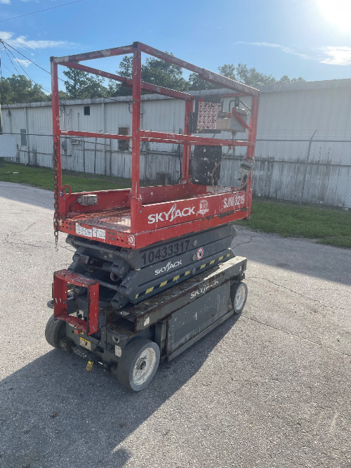 Used 2015 Skyjack SJ3219 Scissor Lifters Florida US | Stack Equipment #1208799
