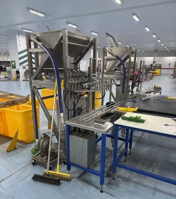 Used UNIVERSAL UFGM Bag in Box - Beverage Liquid Fillers New Jersey US | Perry Equipment #1280806