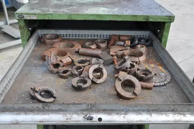 USED VARIOUS MILLING TOOLS ISO 50