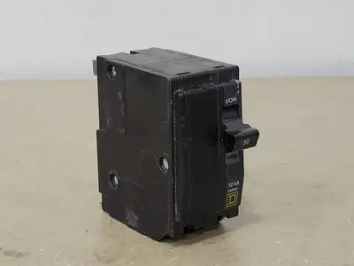 USED SQUARE D QO230