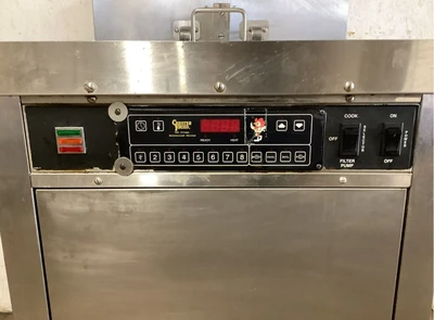 152-0340 Giles CF-400 Electric Fryer with Filter System