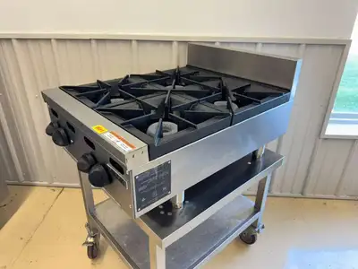 Used Vulcan Used Vulcan VHP424 Natural Gas 24" 4 Burner Countertop Range with Stand - WO1 Commercial Ranges Illinois US | Falcon Restaurant Supply #1375047