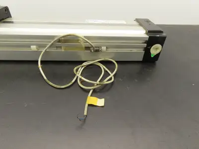 CKD SRL2-00-63NB300 Pneumatic Rodless Air Cylinder Slide 63mm Bore 300mm Stroke