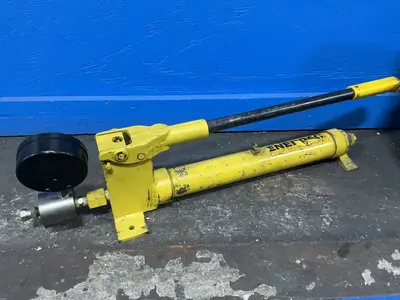 Used ENERPAC P228 Pumps Ohio US | HGR 24 #1498571
