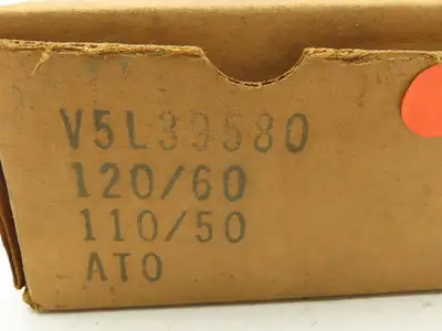 Honeywell Skinner V5L39580 Solenoid Valve 2-Way NC 120V 50 PSI 1/4" NPT