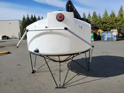 White Tank w/ Stand