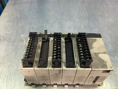 Used OMRON PA204 Input / Output Modules Ohio US | HGR 24 #1345302