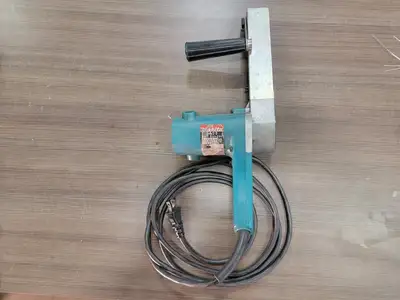 USED MAKITA 9030