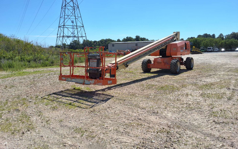 USED 2016 JLG 800S