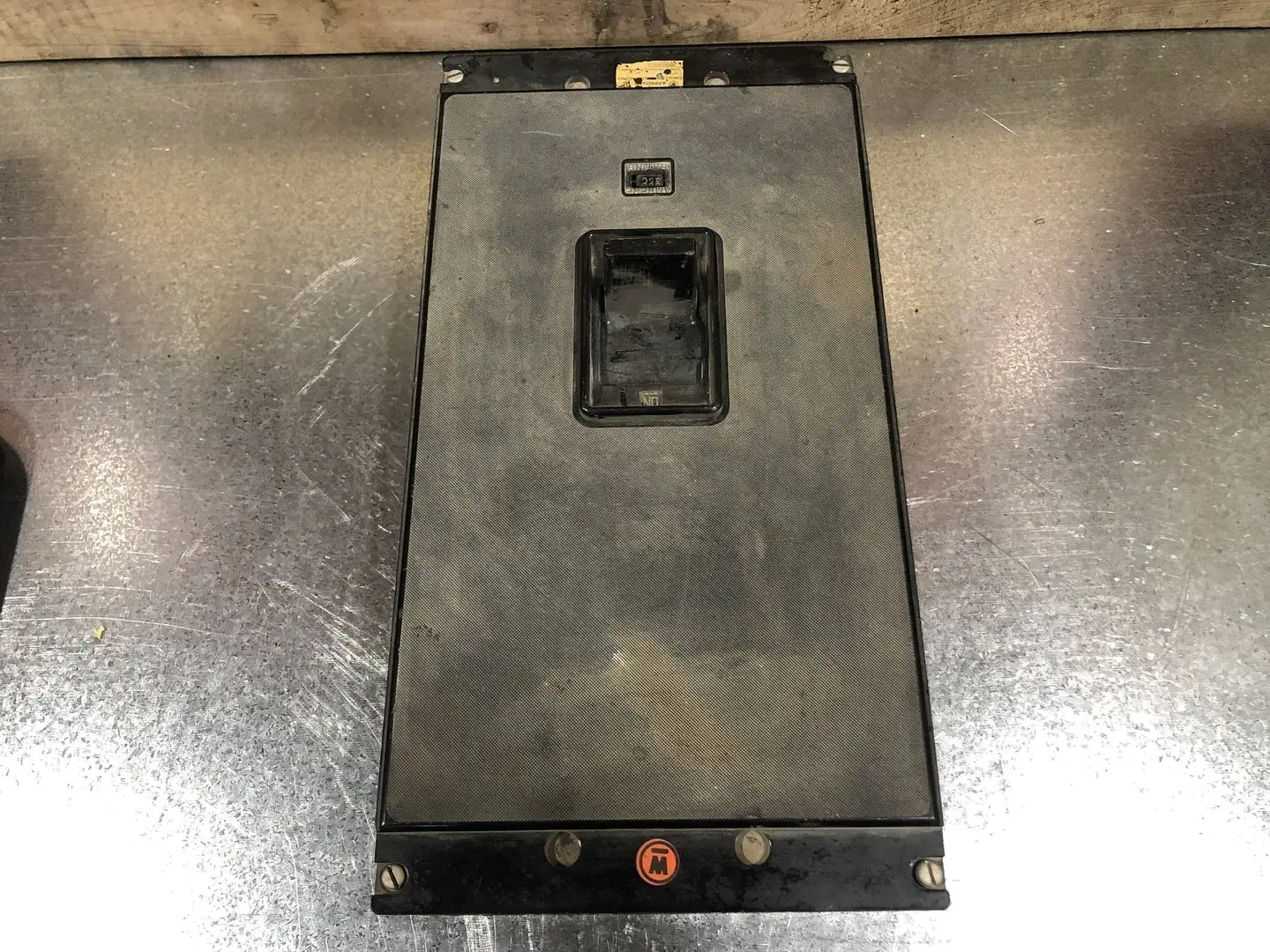 350 Amp, 3 Pole, 600 volts Circuit Breaker