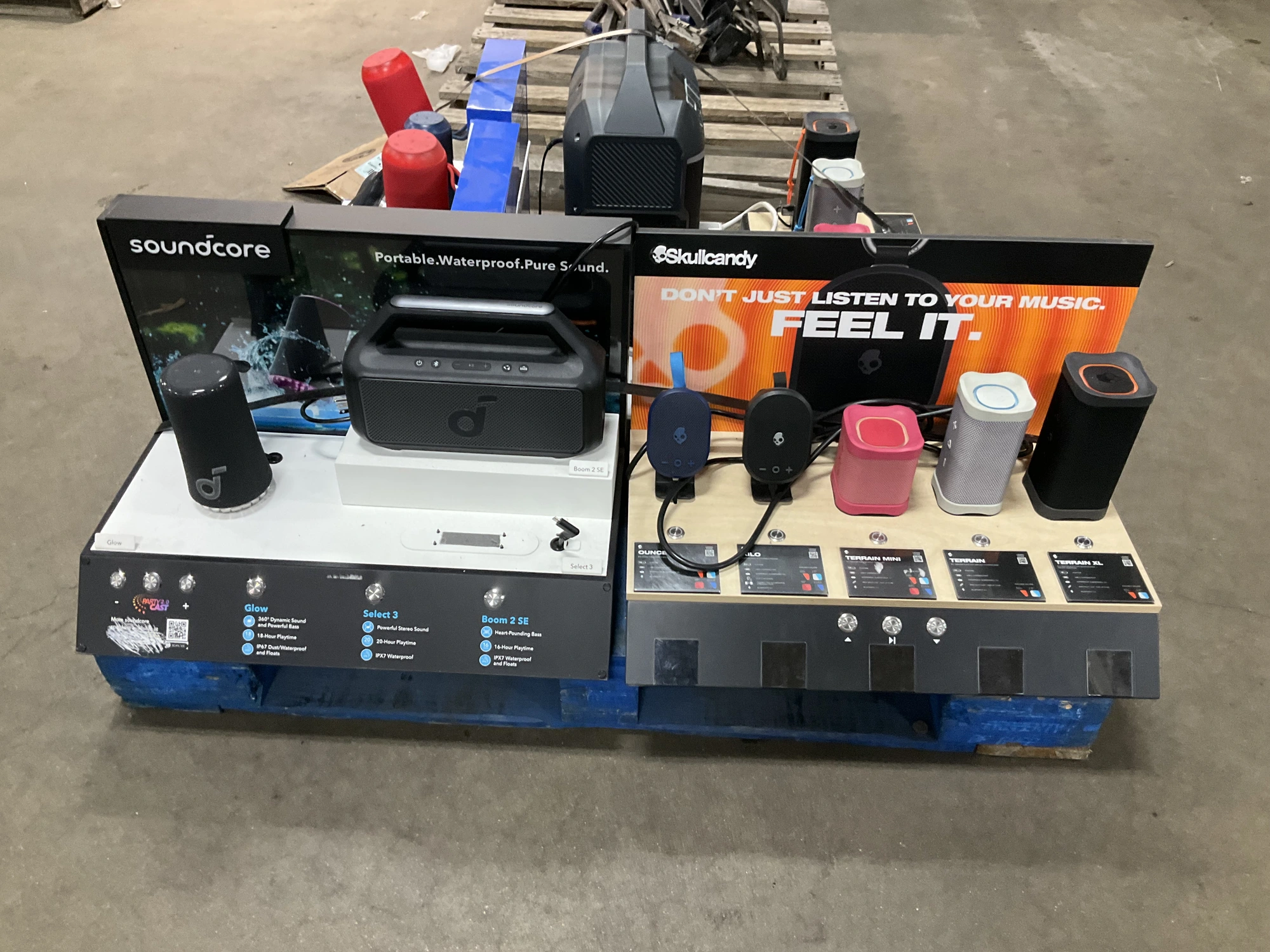 Used _UNKNOWN_ _UNKNOWN_ Commercial Audio/Visual Equipment Michigan US | Miedema Asset Management Group #1579847