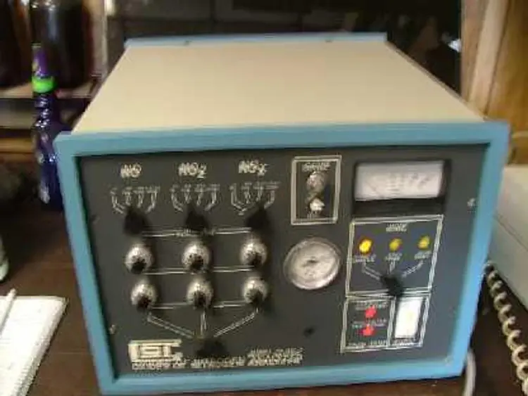 Used _UNKNOWN_ SA 700 Gas Analyzers Texas US | Bamko Surplus Process Equipment #935792