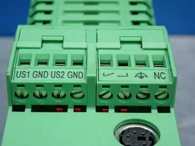 Used PHOENIX CONTACT 2832632 Relays & Switches | HGR 24 #739509