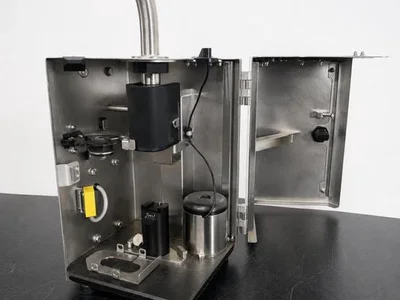 USED ASEPTIC TECHNOLOGIES CRYSTAL M1 FILLING STATION