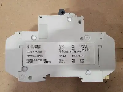 Used SCHNEIDER ELECTRIC C60N Switchgears British Columbia CA | Lenmark #239232