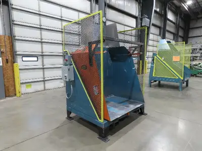 Used UNA-DYN _UNKNOWN_ Hoppers Indiana US | Arrow Industrial #1366951