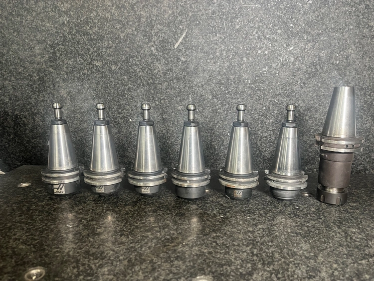 Used HAAS CAT-40 Tool Holders | MachineStation #946943