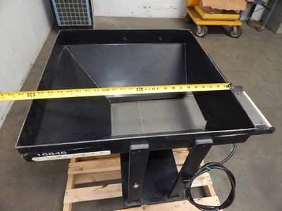 Used PERFORMANCE FEEDERS _UNKNOWN_ Vibratory Bowl Feeder Texas US | OCO Industrial #1717368