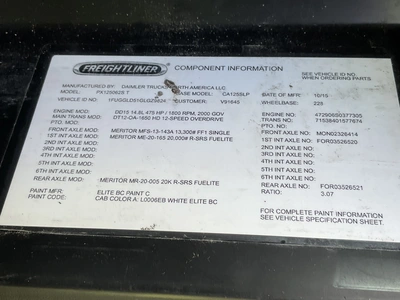 USED 2016 FREIGHTLINER CASDCADIA