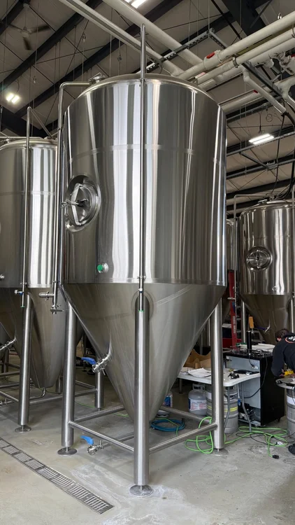 Used _UNKNOWN_ _UNKNOWN_ Fermenters / Bioreactors Indiana US | Brewhouse Equipment Group #1059294