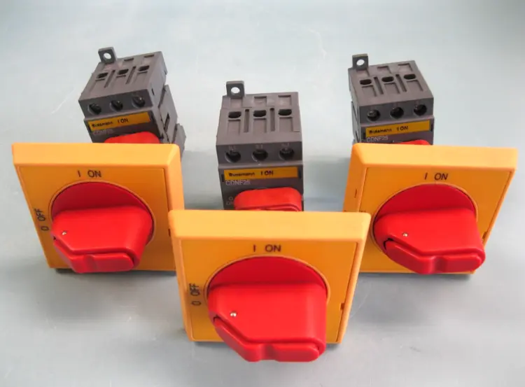 Used Bussmann CDNF25 Misc Electrical & Power Parts New Hampshire US | Bitter End Trading #1127912