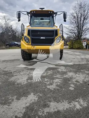 USED 2024 BELL B30E