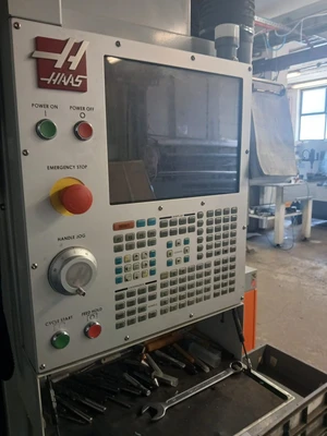 USED 2022 HAAS UMC 750