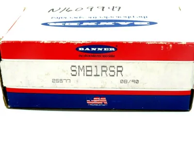 NEW BANNER ENGINEERING SM81RSR PHOTOELECTRIC LED SENSOR