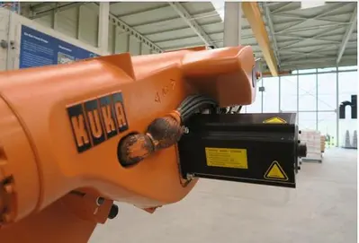 USED 2002 KUKA KR30L15/2