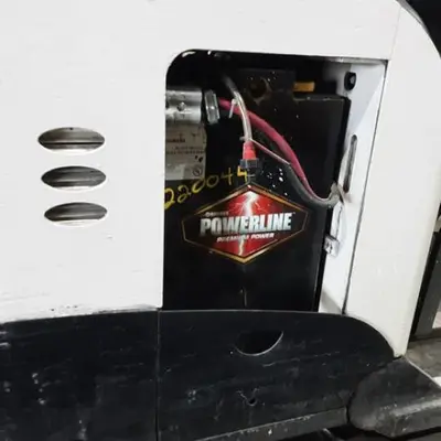 USED 2018 CROWN RR5725-45