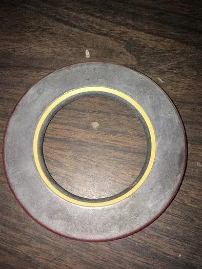 New | in-Stock CUMMINS FAN DRIVE OIL SEAL - 3085867 Engine Parts & Accessories Pennsylvania US | East West Machinery & Drilling #1415953