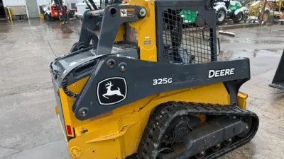 USED 2022 Deere 325G