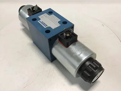 USED MANNESMANN REXROTH 4WE10J32/CG24N9Z4