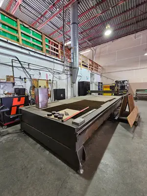 USED 2005 MULTICAM 3000 SERIES