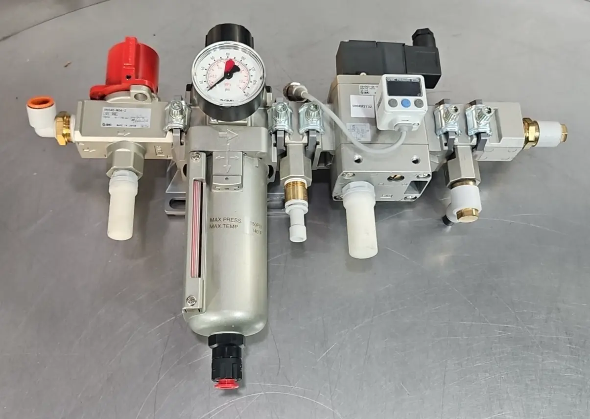 SMC AV4000-04-5DZ + AW-N04D-8Z + VHS40-N04-ZMain Pressure Regulator Loc6D33