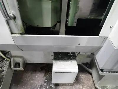 USED 2004 HAAS EC300