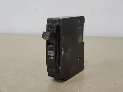 USED SQUARE D QO120