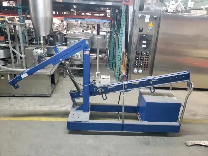 COUNTER BALANCED FLOOR CRANE 2000 LB By Vestil # 3671