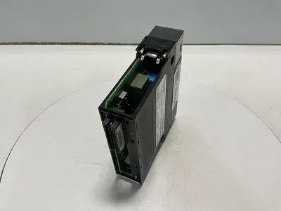 USED ALLEN BRADLEY 1756-OW16I SERIES A