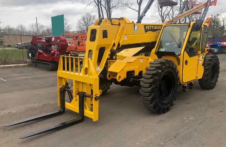 Used 2018 Pettibone T944X Telehandlers New York US | United Lift #1446539