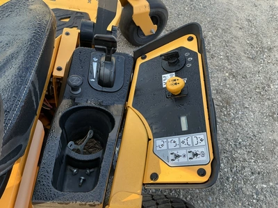 Used CUB CADET ULTIMA ZT2 Mowers Michigan US | Miedema Asset Management Group #1339099