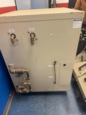 Thermal Care SQ2W0504 Chiller 460V 3PH R-22 30-75°F